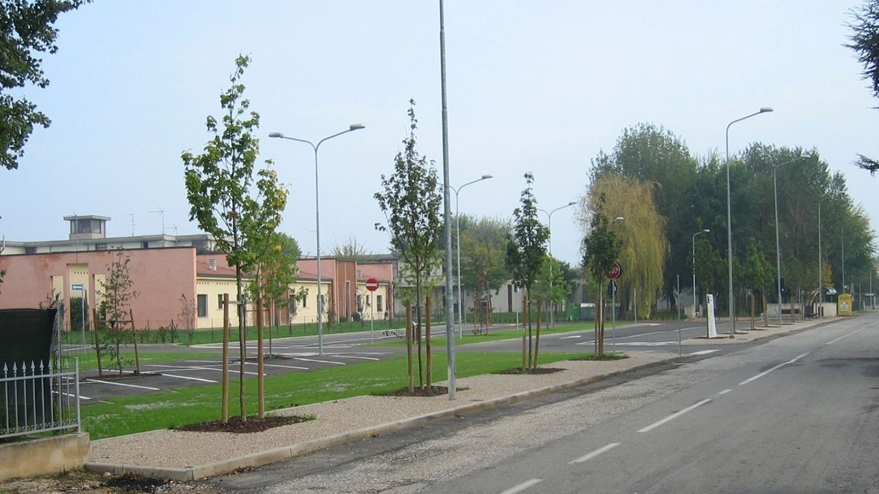 Area di sosta per autovetture e camper | Via D'Annunzio | San Benedetto Po (MN)